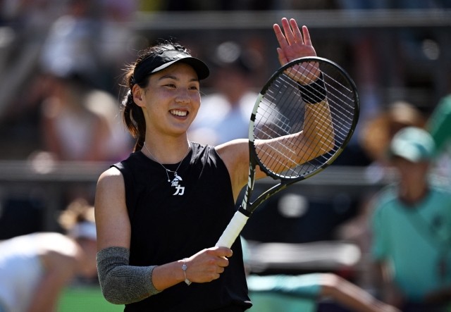 每个球员都 每个球员都