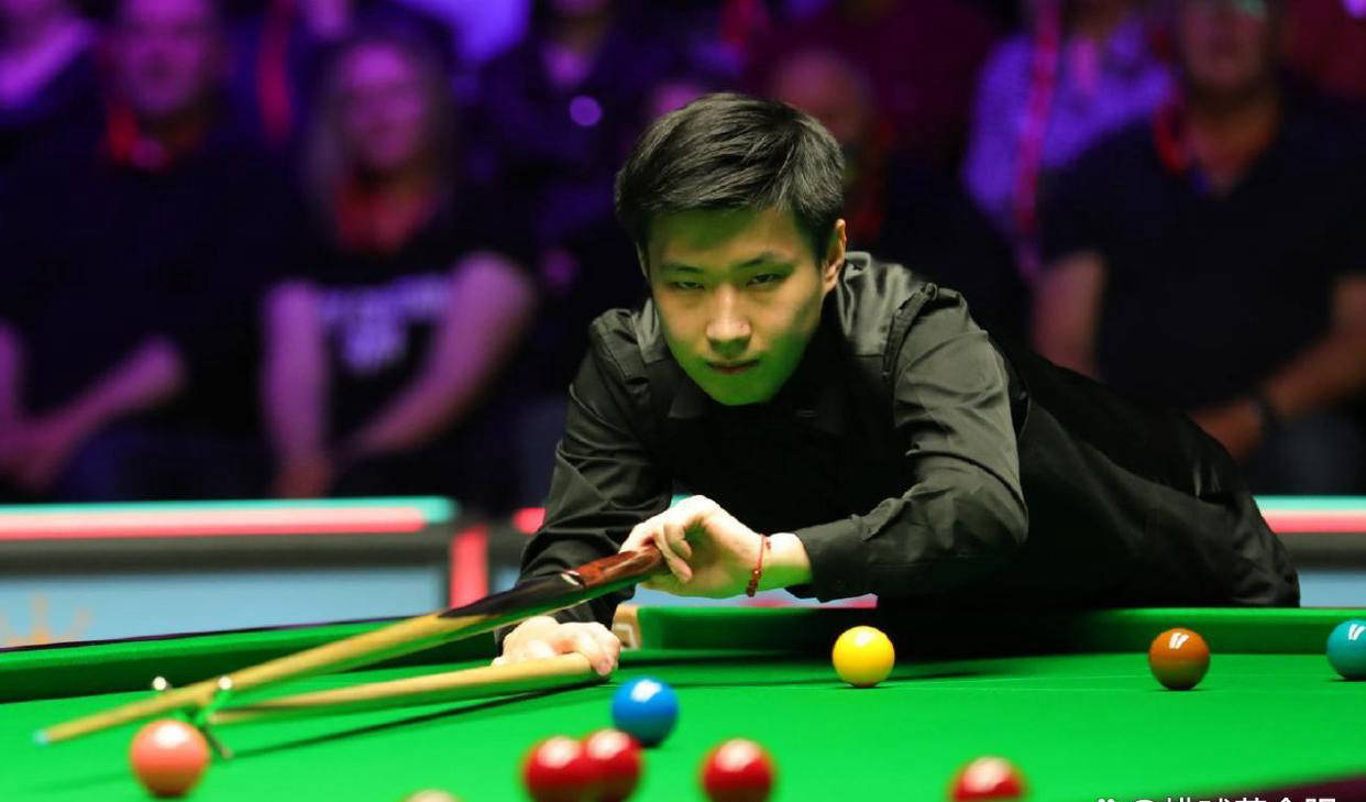 乔治形成互 乔治形成互